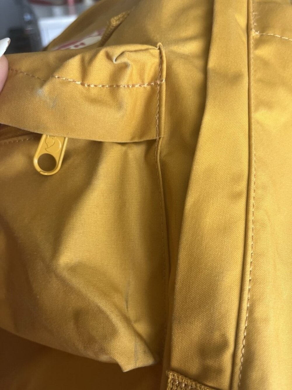 Fjallraven Kanken Backpack Yellow School Bag w Seat Pad 23510 Lightweight - Picture 5 of 16